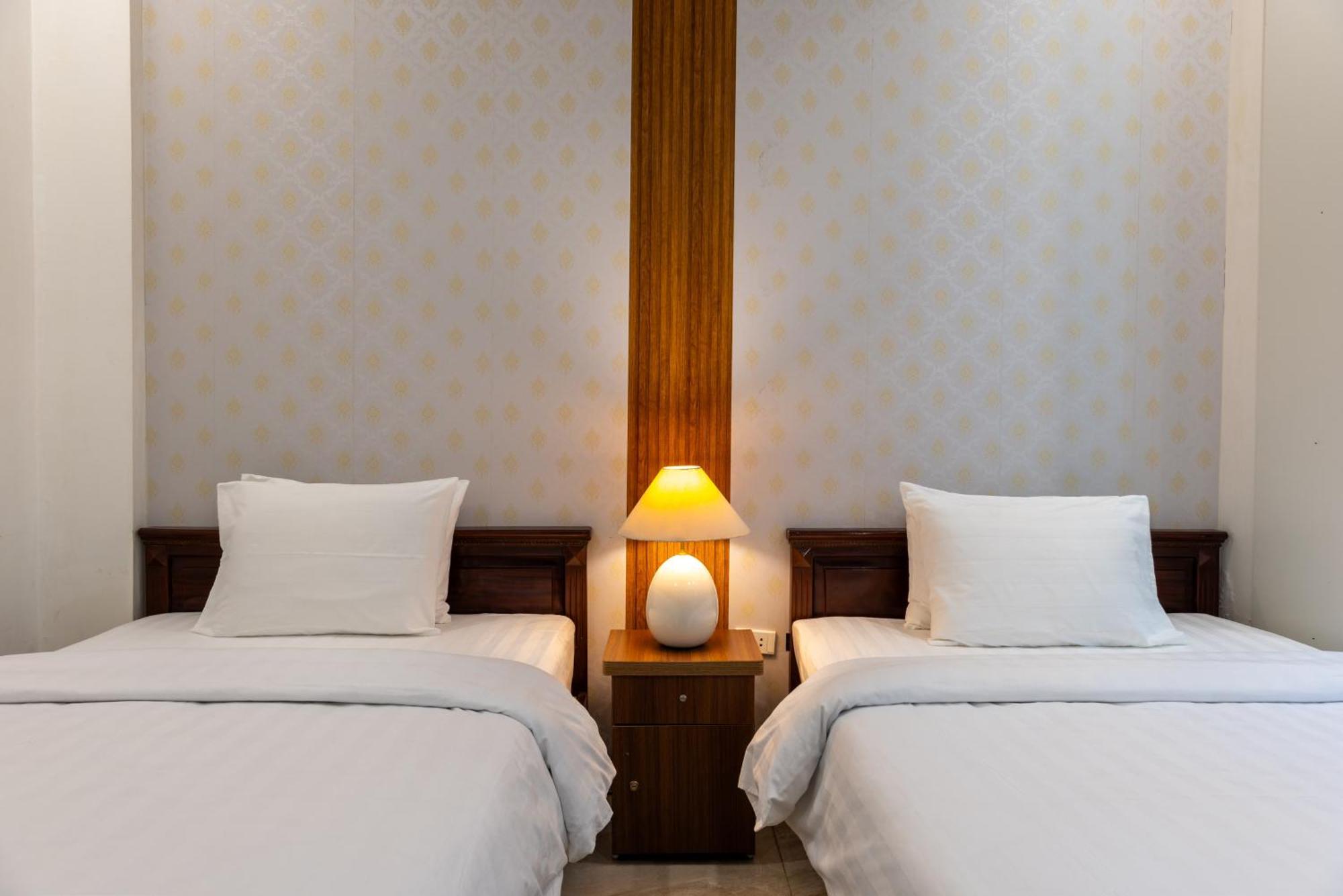 Hanoi Capital House & Travel Екстериор снимка