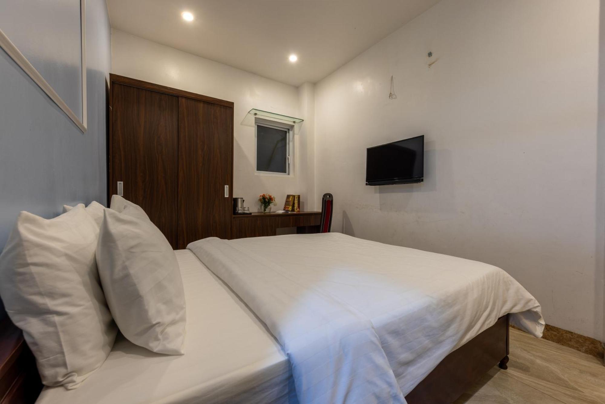 Hanoi Capital House & Travel Екстериор снимка